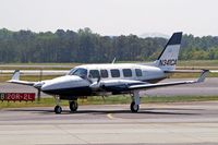 N341CA @ KPDK - Piper PA-31-350 Navajo Chieftain [31-7952243] Atlanta - Dekalb Peachtree~N 21/04/2010 - by Ray Barber