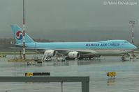 HL7617 @ CYVR - Parked in overflow area. - by Remi Farvacque