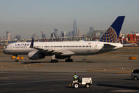 N14121 @ KEWR - Taxiing - by micka2b