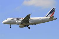 F-GRHP @ LFPG - Airbus A319-111, Short approach rwy 27R, Paris-Roissy Charles De Gaulle airport (LFPG-CDG) - by Yves-Q