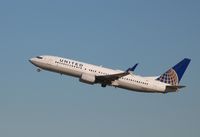 N78511 @ KLAX - Boeing 737-800