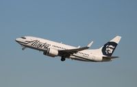 N626AS @ KLAX - Boeing 737-700 - by Mark Pasqualino