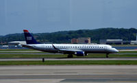 N967UW @ KDCA - Landing National - by Ronald Barker