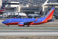 N449WN @ KLAX - Boeing 737-700 - by Mark Pasqualino
