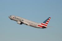 N954NN @ KLAX - Boeing 737-800 - by Mark Pasqualino