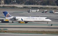 N986SW @ KLAX - CL-600-2B19 - by Mark Pasqualino