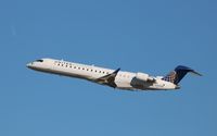 N703SK @ KLAX - CL-600-2C10