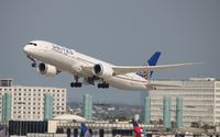 N35953 @ LAX - United - by Florida Metal
