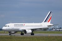 F-GRXB @ LFRB - Airbus A319-111, Taxiing to holding point Charlie, Brest-Bretagne airport (LFRB-BES) - by Yves-Q