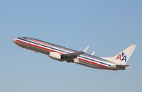 N918AN @ KLAX - Boeing 737-800 - by Mark Pasqualino