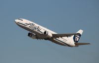 N778AS @ KLAX - Boeing 737-400 - by Mark Pasqualino