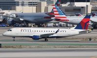 N626CZ @ KLAX - ERJ 170-200 LR