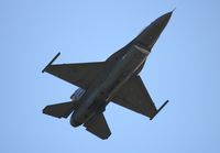 92-3920 @ SUA - F-16C - by Florida Metal