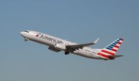 N965NN @ KLAX - Boeing 737-800 - by Mark Pasqualino
