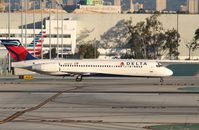 N940AT @ KLAX - Boeing 717-200 - by Mark Pasqualino