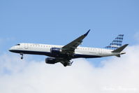 N273JB @ KSRQ - JetBlue Flight 163 (N273JB) Caribbean Blue arrives at Sarasota-Bradenton International Airport following flight from John F Kennedy International Airport - by Donten Photography