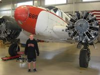 N87689 @ I74 - In the restoration hanger at Urbana - by Bob Simmermon