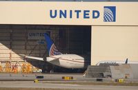 N13954 @ KLAX - Boeing 787-9