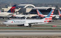 N945NN @ KLAX - Boeing 737-800 - by Mark Pasqualino