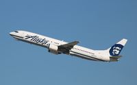 N305AS @ KLAX - Boeing 737-900 - by Mark Pasqualino