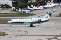 N61WH @ FLL - Miami Dolphins