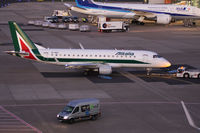 EI-RDC @ EDDL - Pushed back - by Günter Reichwein