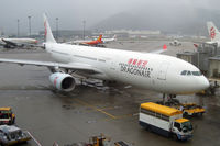 B-LAB @ VHHH - At Hong Kong - by Micha Lueck