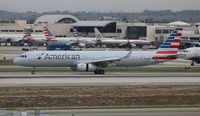 N140AN @ LAX - American