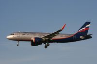 VP-BNL @ EKCH - VP-BNL about to land rw 22L