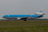 PH-KCD @ EHAM - Schiphol, July 2014