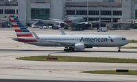 N350AN @ MIA - American - by Florida Metal