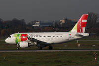 CS-TTP @ EDDL - Arriving - by Günter Reichwein