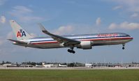 N359AA @ MIA - American - by Florida Metal