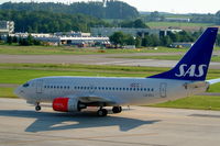 LN-RPA @ LSZH - Boeing 737-683 [28290] (SAS Scandinavian Airlines) Zurich~HB 22/07/2004 - by Ray Barber