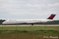 N906DL @ KRSW - Delta Flight 1519 (N906DL) arrives at Southwest Florida International Airport following flight from North Kentucky International Airport - by Donten Photography