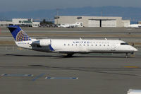 N909SW @ KSFO - At San Francisco - by Micha Lueck