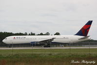 N136DL @ KRSW - Delta Flight 2245 (N136DL) arrives at Southwest Florida International Airport following flight from Minneapolis/St Paul International Airport - by Donten Photography