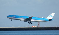 PH-AKD photo, click to enlarge