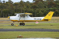 VH-UGW @ YWVA - Warnervale NSW 10-11-2014 - by Arthur Scarf