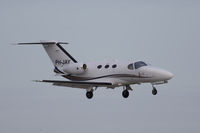 PH-JAY @ EHAM - On finals - by alanh