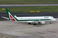EI-RNB @ EDDL - Taxiing - by Günter Reichwein
