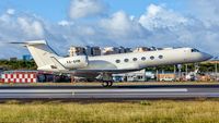 XA-AHM @ TNCM - Landing SXM - by martial Dekker