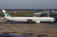 B-KPF @ EDDL - Triple 7 ready for departure - by Günter Reichwein