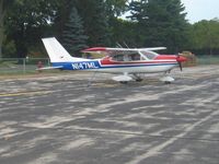 N147ML @ 3W2 - On the ramp at Put In Bay, Ohio
