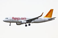 TC-DCA @ CPH - Copenhagen 9.5.15 - by leo larsen
