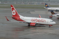 D-AHXH @ EDDH - Boeing 737-7k5 Air Berlin - by Flightplanner