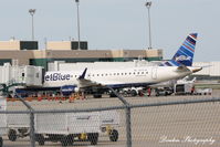 N375JB @ KSRQ - JetBlue Flight 164 (N375JB) prepares at the gate for a flight from Sarasota-Bradenton International Airport to John F Kennedy International Airport - by Donten Photography