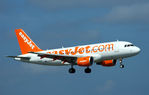 G-EZGB @ EGPH - EZY938B Landing runway 06