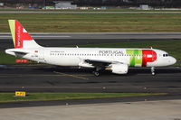 CS-TNI @ EDDL - Taxiing - by Günter Reichwein