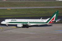 EI-RNE @ EDDL - Departing - by Günter Reichwein